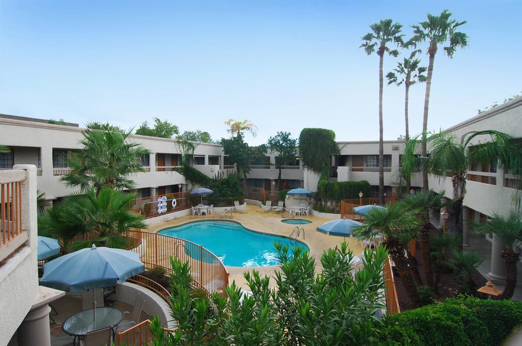 Hotel Ramada Tucson East Exteriér fotografie